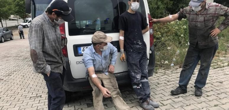 Fabrikada Çıkan Yangından 10 İşçi Etkilendi