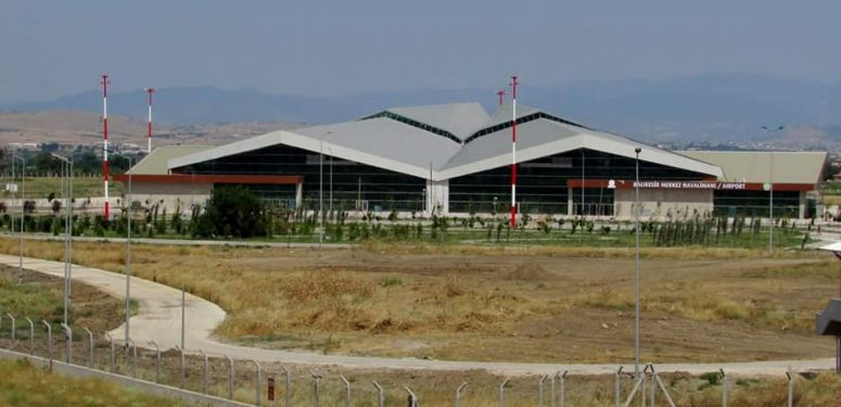 60 Milyon TL'ye Havaalanı:Tek Uçak İnmedi 6 66583667_1568316679974487_1638542882556084224_n