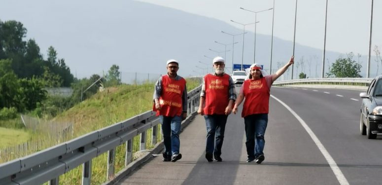 TAYAD, Ankara'ya Adalet için Yürüyor 1 Eczk2cyWoAINa-6