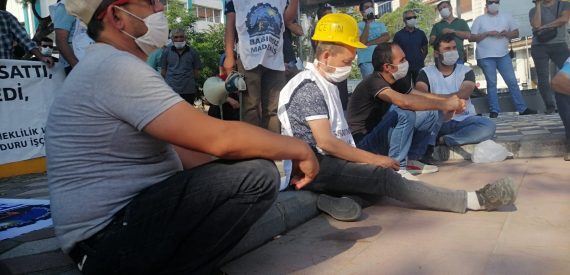 Madenciler Süresiz Oturma Eyleminde