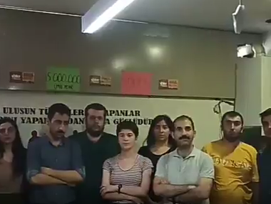 Grup Yorum'dan Hastane Önüne Çağrı 8 Screenshot_2