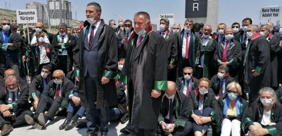 Çoklu Baro Başvuruları: Adalet ve Devlet Barosu, Halk Barosu, Ankara Hak ve Adalet Barosu