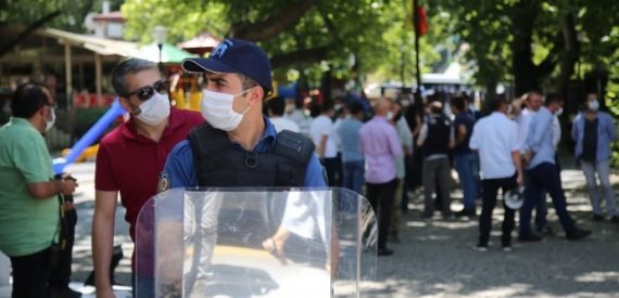 Baro Başkanları Nöbete Başladı, Park Kapatıldı