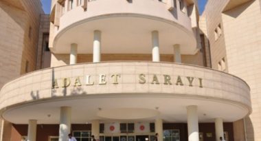 okul_mudur_yardimcisi_istismar_sucundan_serbest_birakilip_gorevine_iade_edildi_h131232_13b61