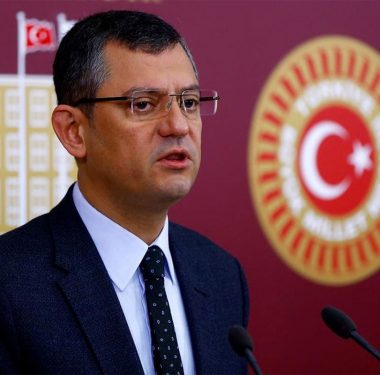 ozgur-ozel-qBya_cover