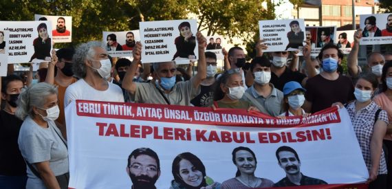 Adalet için Dayanışma Platformu, Basın Açıklaması Yaptı