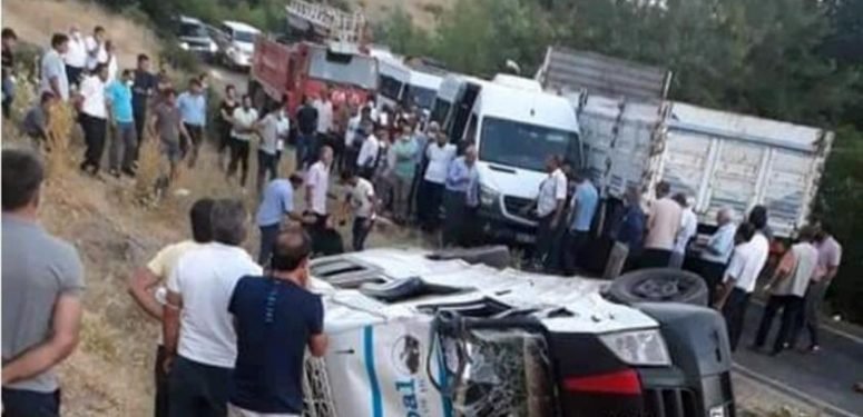 Ölüm Yolu: 12 Mevsimlik İşçi Yaralı