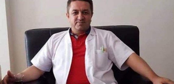 Doktor, Koronavirüs Nedeniyle Hayatını Kaybetti