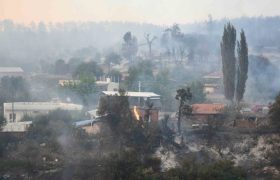 Aydın'dan Muğla'ya Uzanan Orman Yangını 8 Manisa'daki orman yangını devam ediyor