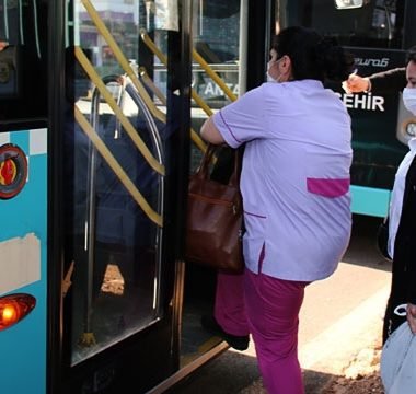 saglikcilara-ucretsiz-ulasim