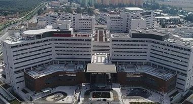 şehir-hastanesi-maliyet-1.200-yatak-kapasiteli-29-hastane-aynı-maliyet-kara-delik-yük-560x330