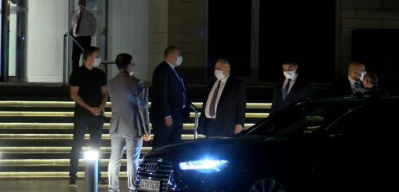 Finans Kapitalin Paçaları Tutuştu