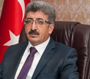 van_valisi_bilmez_den_deprem_aciklamasi_h254333_f265c