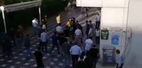 Polis Maske Bahanesiyle Terör Estirdi