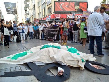 TTB'den 'Yönetemiyorsunuz, Tükeniyoruz' Haftası Eylemi 1 TTB2