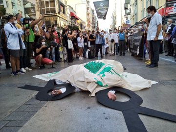 TTB'den 'Yönetemiyorsunuz, Tükeniyoruz' Haftası Eylemi 2 TTB3
