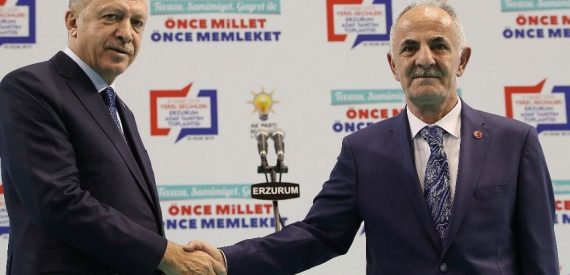 AKP’li Başkan, Tüm Sülalesini Belediyeye Yerleştirmiş!