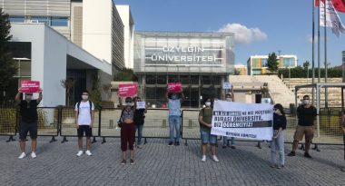 etha-20200917-ozyegin-ogrenci-eylem