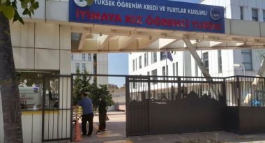 thumbs_b_c_5b36f72a5c2de3e25aecaa27f40a5600