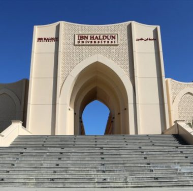 125803587-ibnihaldun