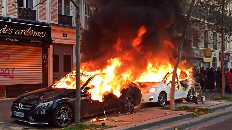 etha 20201129 paris protesto 02