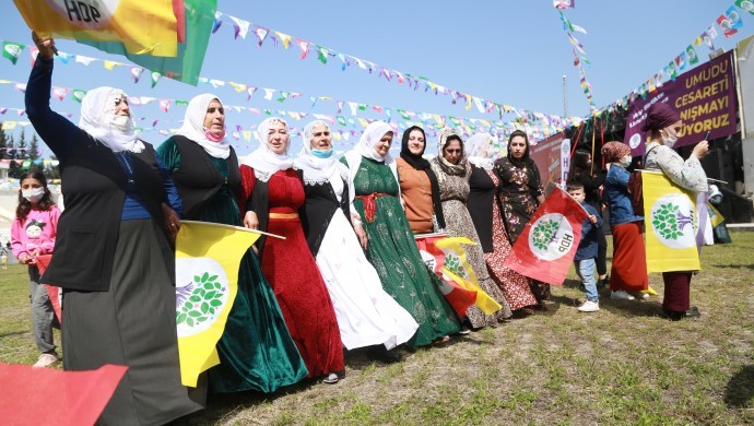 Birçok İlde Newroz Ateşi Yanıyor 5 adana newroz8