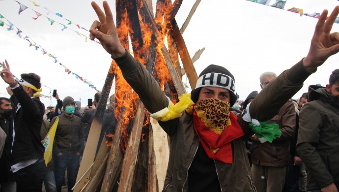 Birçok İlde Newroz Ateşi Yanıyor 9 agri newroz8