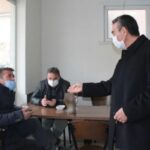 vatandasa_indir_su_arka_ayaklarini_diyen_kaymakama_sorusturma_h142600_13b15