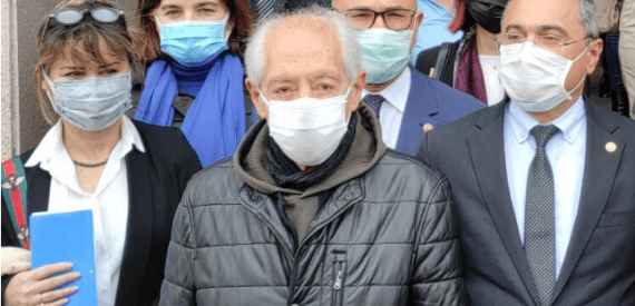 Sanatçı Genco Erkal İfade Verdi: Başkanlık Sistemine, İfade Özgürlüğünün Kısıtlanmasına, Bağnazlığa, Betonlaşmaya Karşıyım