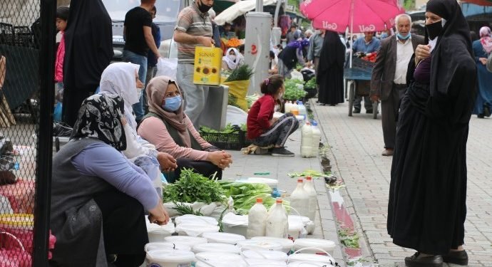 Milyarlarca Dolarlık Vurgun Yapanlara İlişmeyenler Gözlerini Yoğurtçu Kadınlara Dikiyor