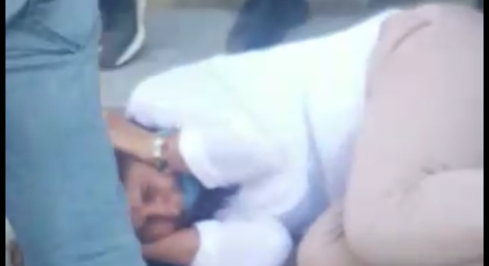 Kadının Başına Silah Dayayan Askerler Görevden Uzaklaştırıldı