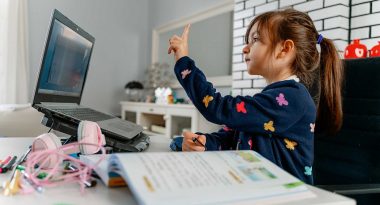 UZAKTAN-EGITIM-SURECINDE-ETKILI-OGRENME-ORTAMI-NASIL-YARATILIR