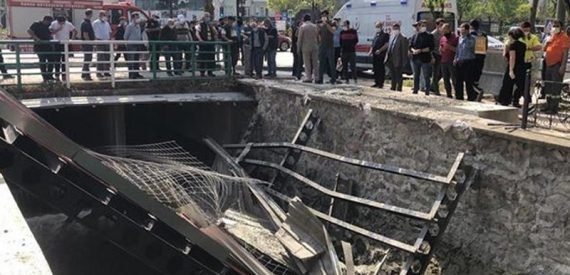Köprü Üzerinde Yapılan İnşaat Çöktü: 3 İşçi Yaralı