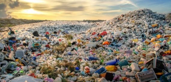 Britanya’nın Plastik Çöplerini Alan Türkiye, Çoğunu Yasadışı Yollarla Yakmış