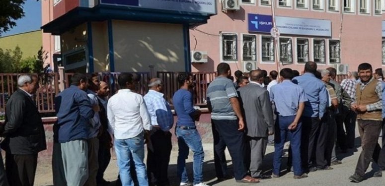 TÜİK: Nisanda İşsizlik Yüzde 27,4’e Yükseldi