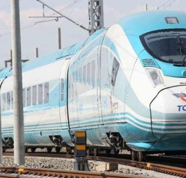 Köprü ve Otoyoldan Sonra Hızlı Trende de Patronlara Yolcu Garantisi: Cebimizden 7.5 Milyon Dolar Daha Çıkacak 2 YHTTttttt-680x365_c