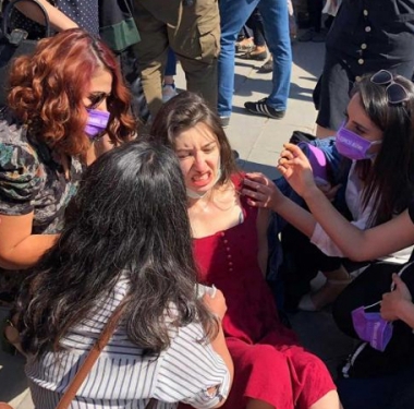 Adliye Önünde Açıklama Yapmak İsteyen Kadınlara Saldırı 8 ankar-polissaldirisi