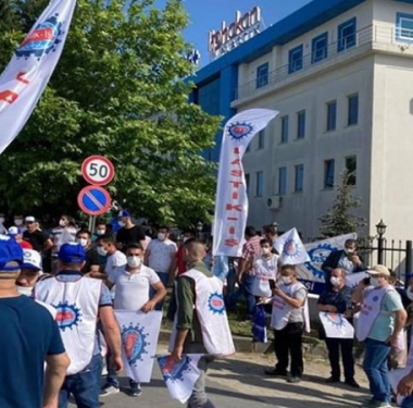 Hakan Plastik'te Grev 3. Gününde 9 hakan-plastik-grevi