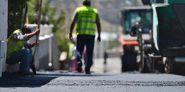Türk-İş ve Hak-İş’ten Kamu İşçilerine Zam Talebi