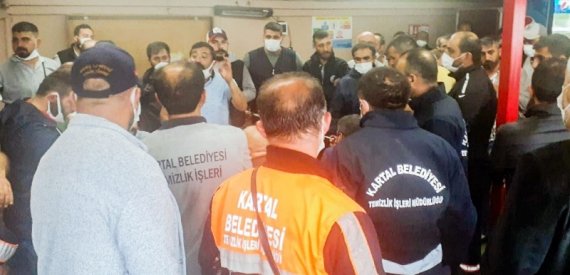 Kartal Belediyesi İşçilerinden Fazla Mesai, İkramiyeler ve Alacakları için Uyarı Eylemi