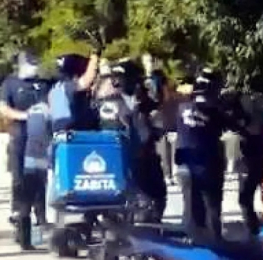 taksim-zabita-esnaf-saldiri