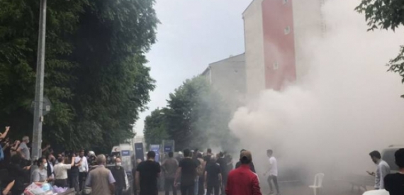 Tozkoparan’da ‘Rantsal Dönüşüme’ ve Polis Saldırısına Karşı Direniş Sürüyor
