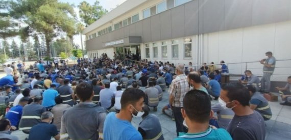 Tes-İş’in İmzaladığı Sözleşmeye Tepki Gösteren İşçiler İş Bıraktı