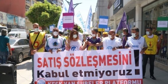Emekçiler Sözleşmeye Tepkili: Emekçiyi Yoksulluğa Mahkum Ediyor