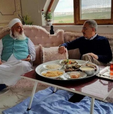 04haci2-1_16_9_1575316182