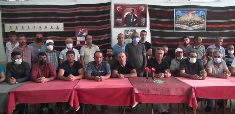 Demir Ustaları Düşük Ücrete Karşı İş Bırakıyor