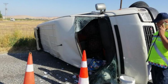 İşçileri Taşıyan Araç Devrildi: 1 Ölü, 15 Yaralı