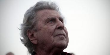 Mikis-Theodorakis-1000x550