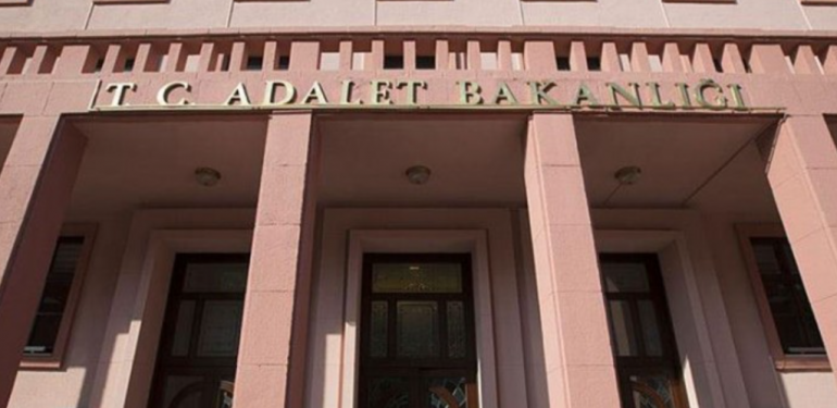 Tedavisi Engellendiği için Gözlerini Kaybeden Tutuklunun Şikayetine ‘İspata Muhtaç’ Savunması