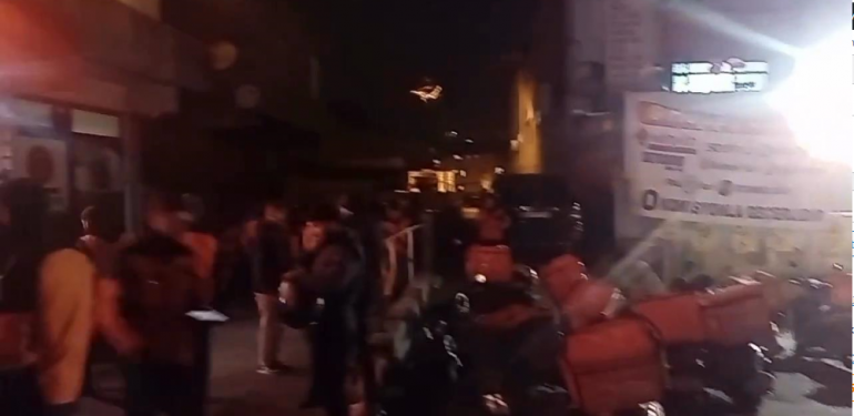 Trendyol Kuryeleri, Primlerin Azaltılmasına ve Yoğun Saatlerde Dağıtım Dayatmasına Karşı Kontak Kapattı
